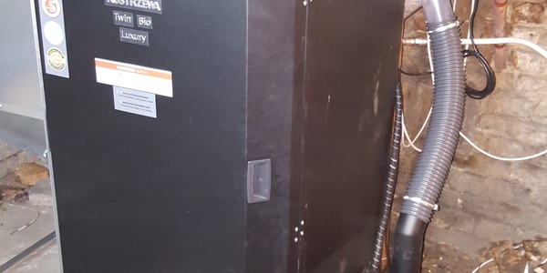 Kostrzewa Twin Bio Luxury  24kW z palnikiem VG